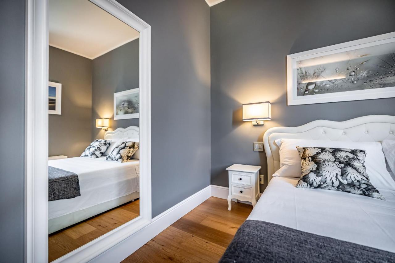 Yid Capo Di Mondo Luxury Apartment In Firenze Bagian luar foto