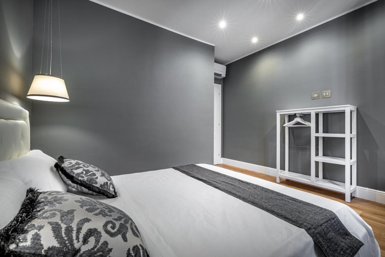 Yid Capo Di Mondo Luxury Apartment In Firenze Bagian luar foto