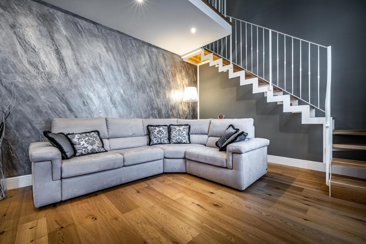 Yid Capo Di Mondo Luxury Apartment In Firenze Bagian luar foto