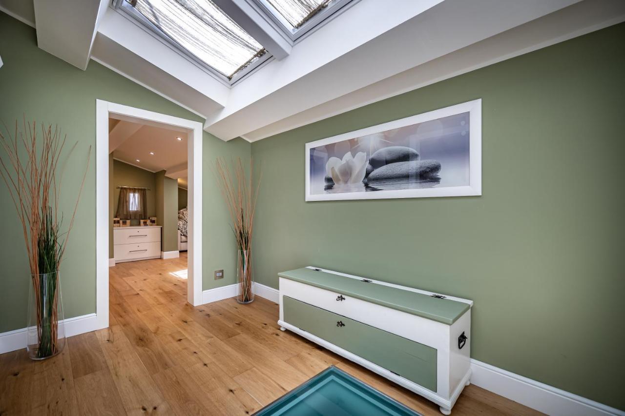 Yid Capo Di Mondo Luxury Apartment In Firenze Bagian luar foto